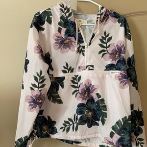 Women’s windbreaker